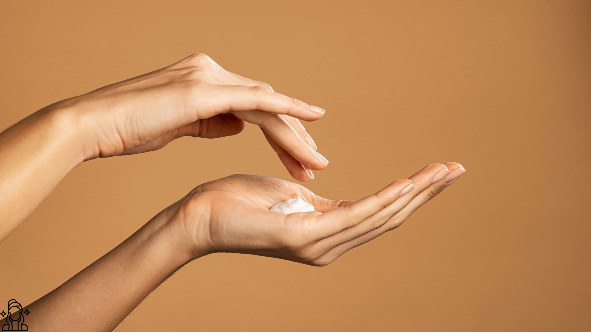 Kem Dưỡng Trắng Da Nhân Sâm 4K Plus - Giải Pháp Cho Làn Da Sáng cam-nang-lam-dep - 1